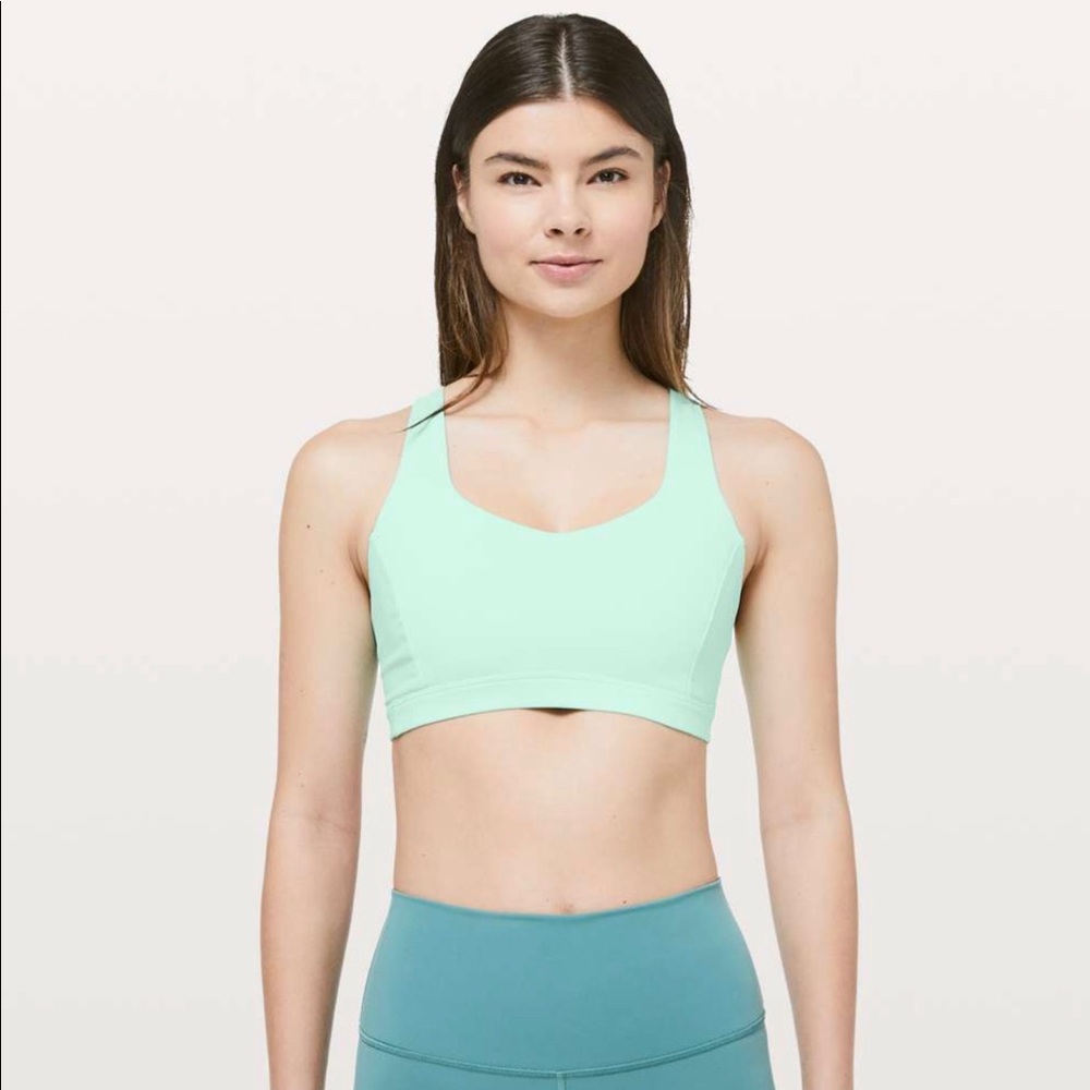 lululemon ‘free to be serene’ bra